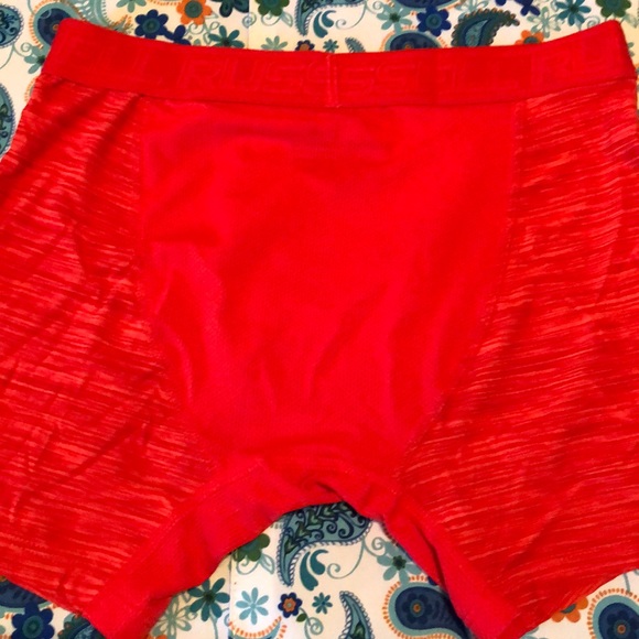 Russell Performance Fresh Force Boxer Brief. - Picture 2 of 3